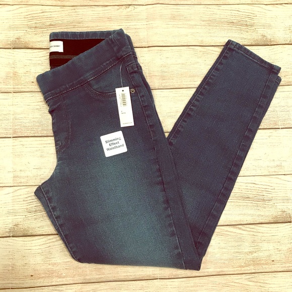 Old Navy Denim - NWT Old Navy Super Skinny Pull-On Jeggings Size 2P